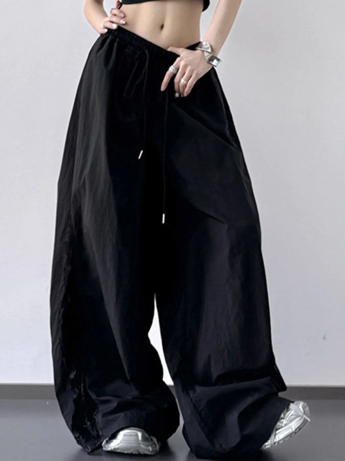 Lace Detail Wide-Leg Pants