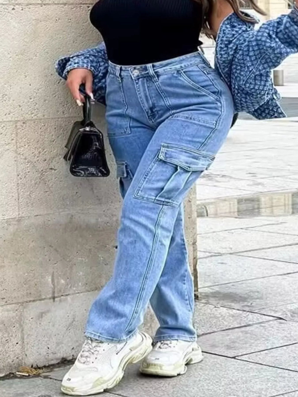 Light Wash Cargo Jeans in Blue