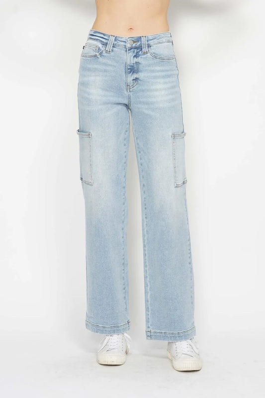 Judy Blue High Waist Straight Cargo Jeans in Light Wash