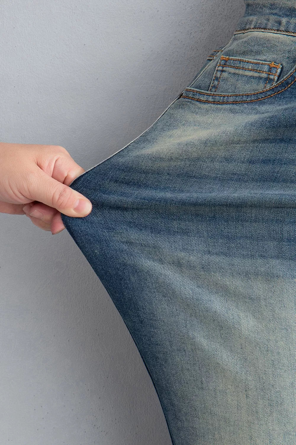 Flare Leg Jeans with Pocket Detail in Medium