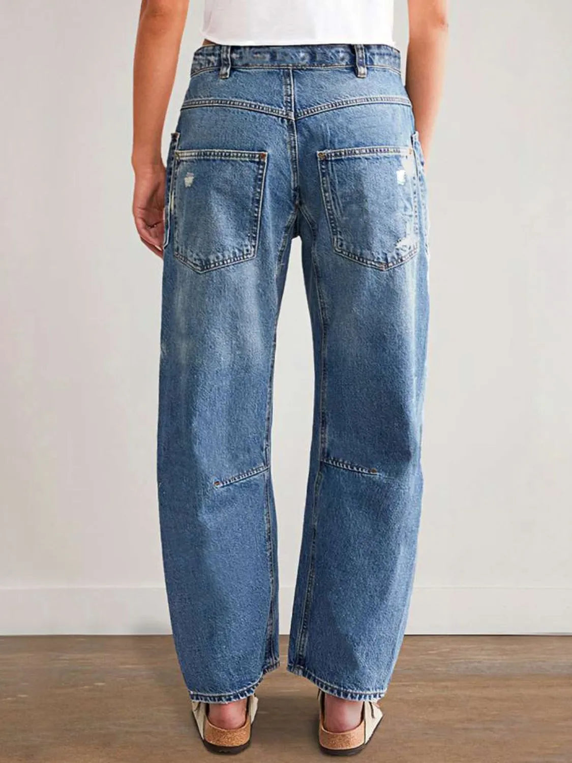 Distressed Jeans in Light Wash