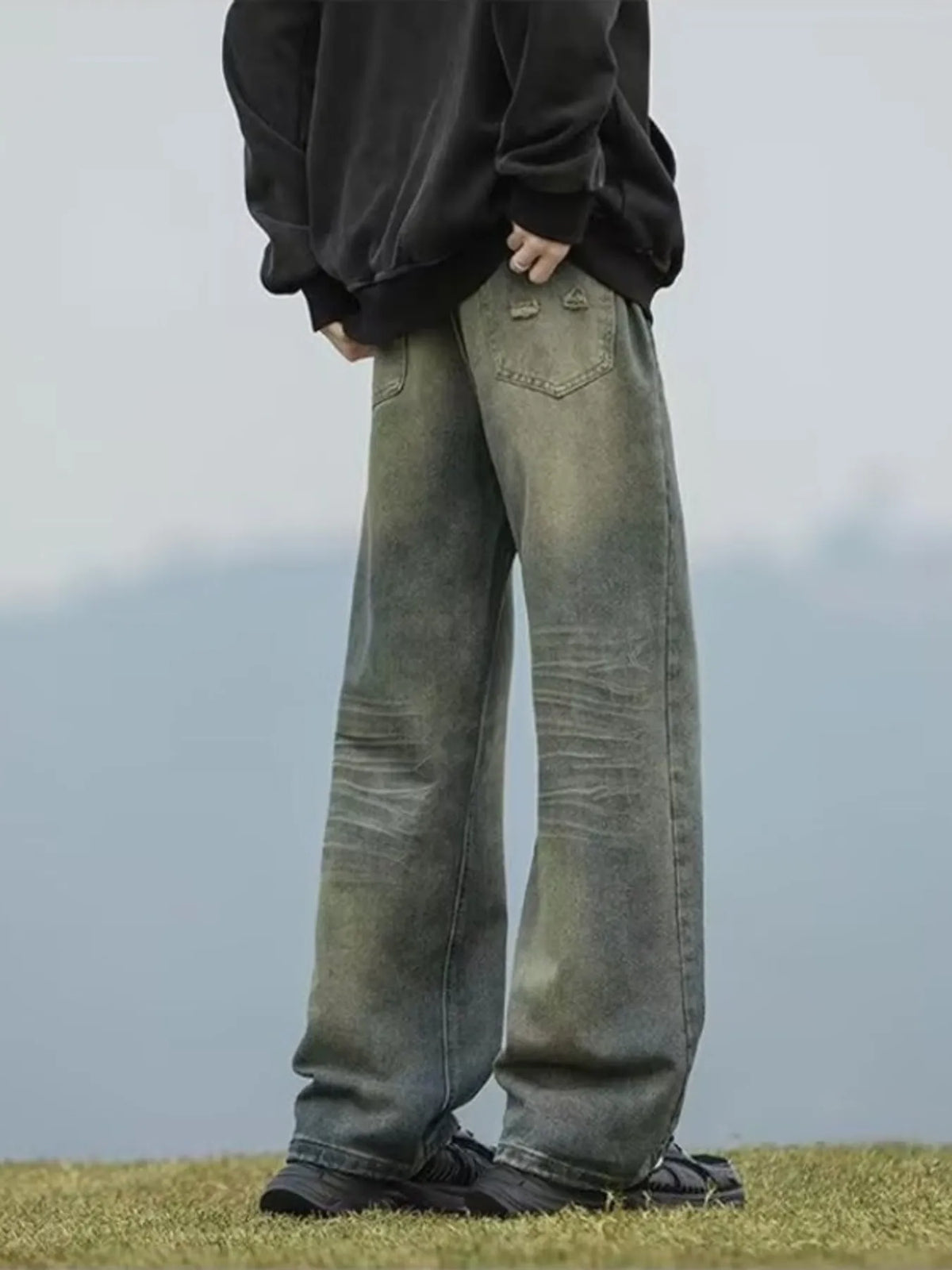 Vintage Wash Wide Leg Jeans