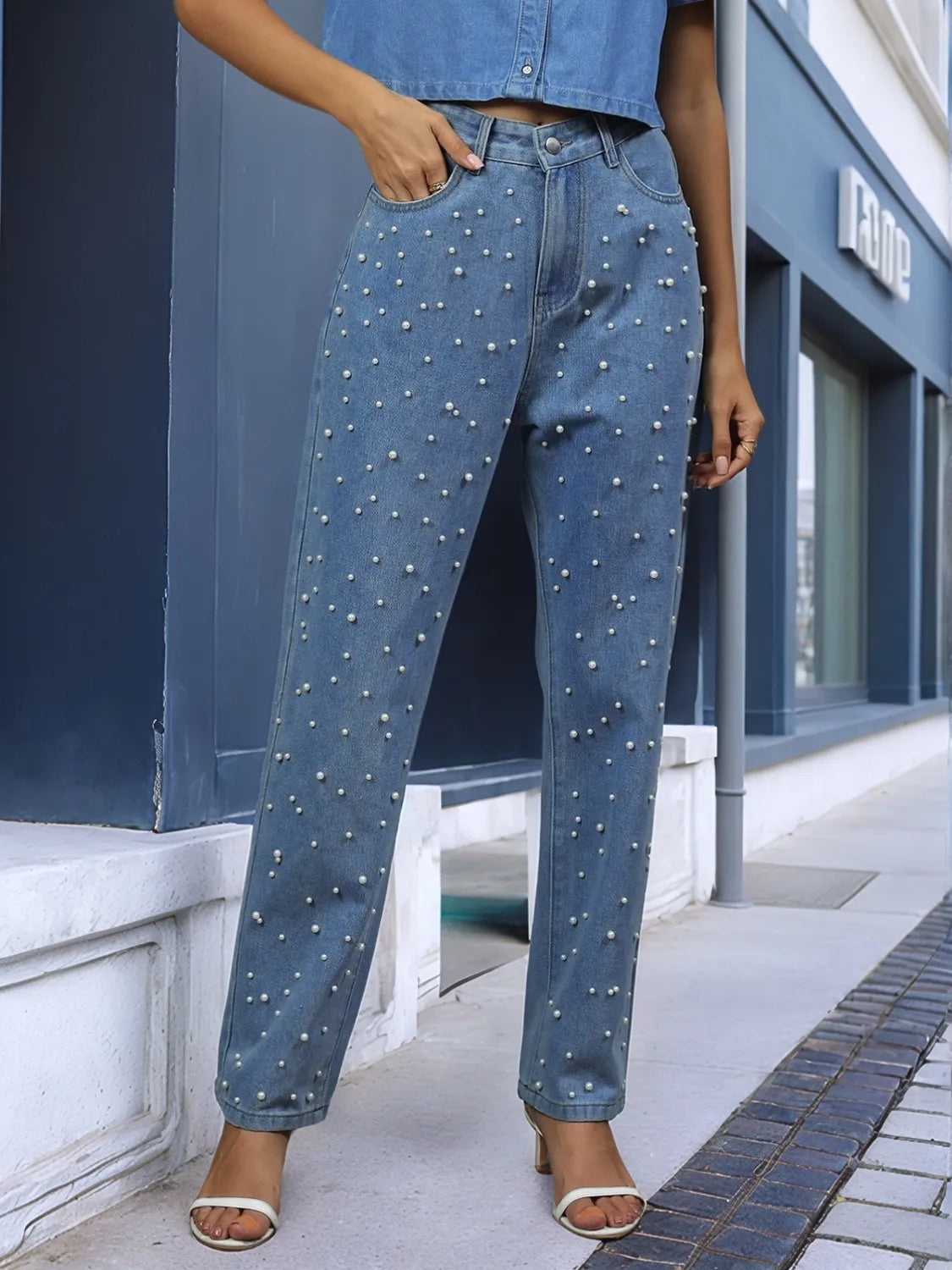Pearl Detail Jeans in Medium Wash