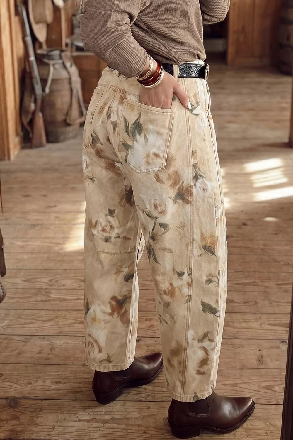 Floral Print Relaxed Barrel Jeans in Beige