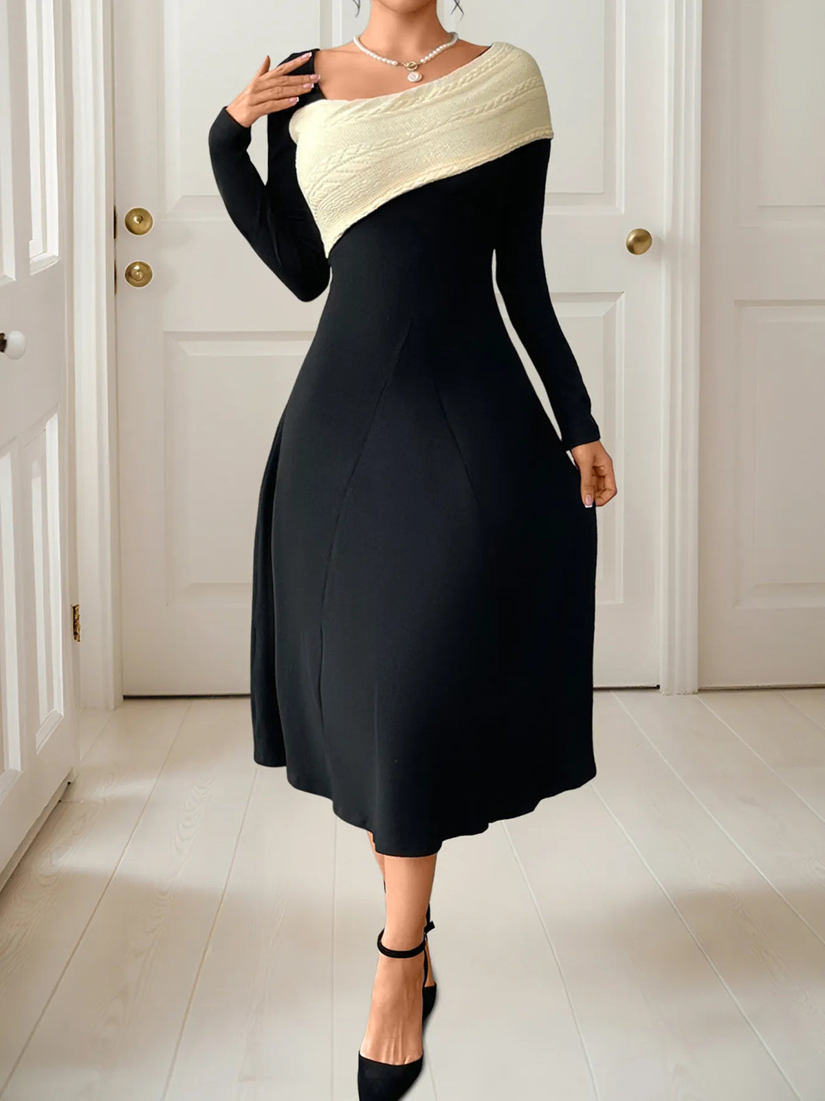 Asymmetrical Contrast Long Sleeve Dress in Black