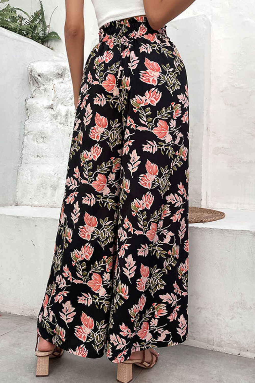 Floral Wide Leg Pull-On Pants in Black