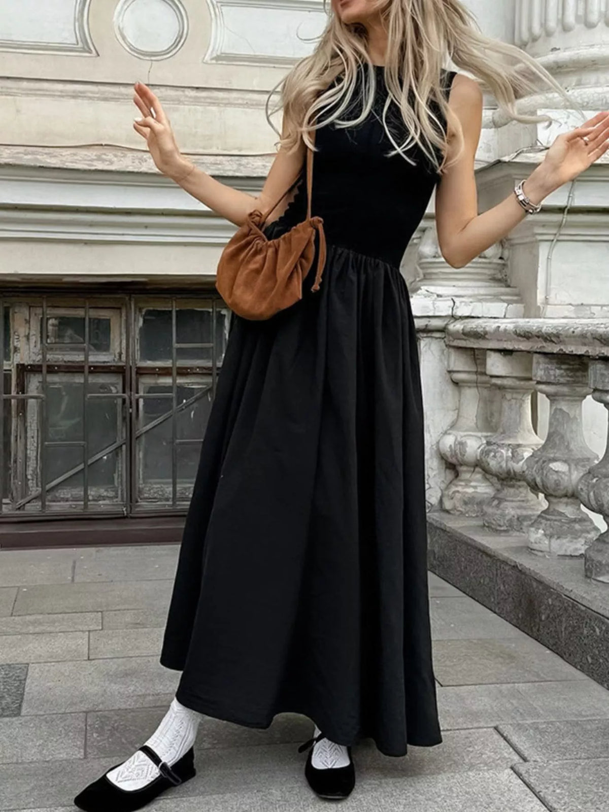 Cutout Detail Maxi Dress in Black