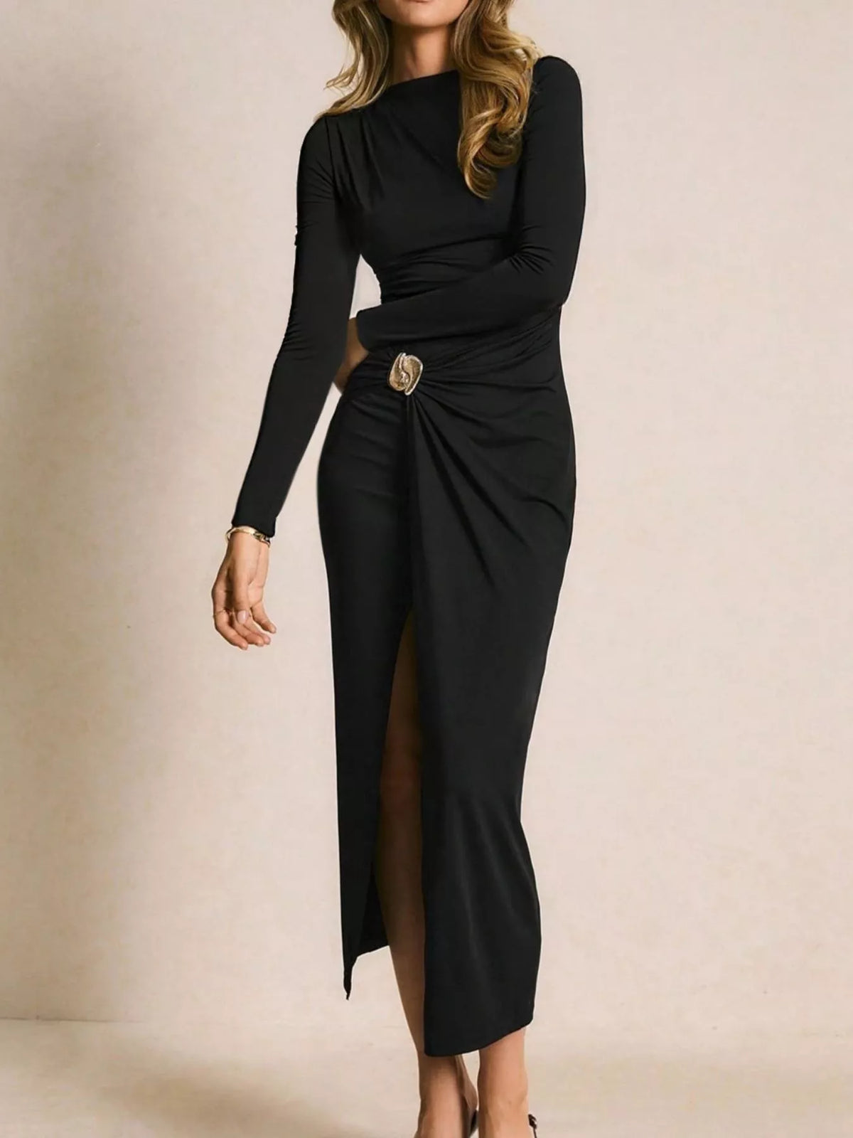 Ruched Slit Long-Sleeve Bodycon Dress in Black