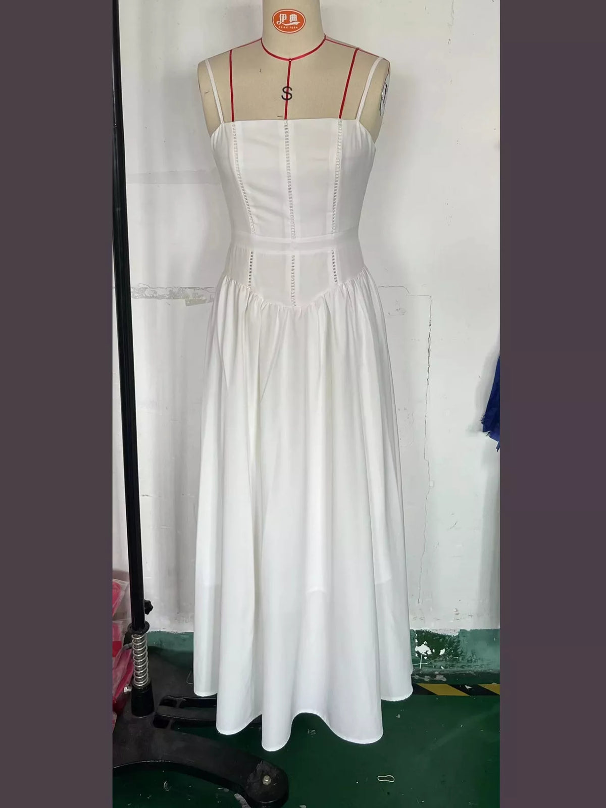 Floral Spaghetti Strap Midi Dress in White
