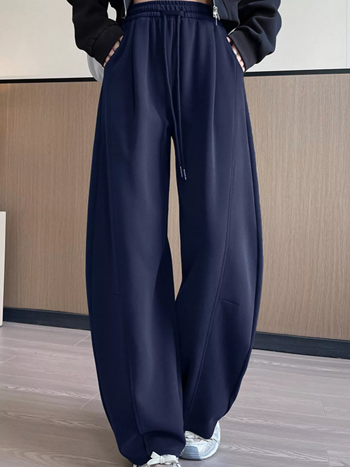 Loose-Fit Wide-Leg Drawstring Sweatpants