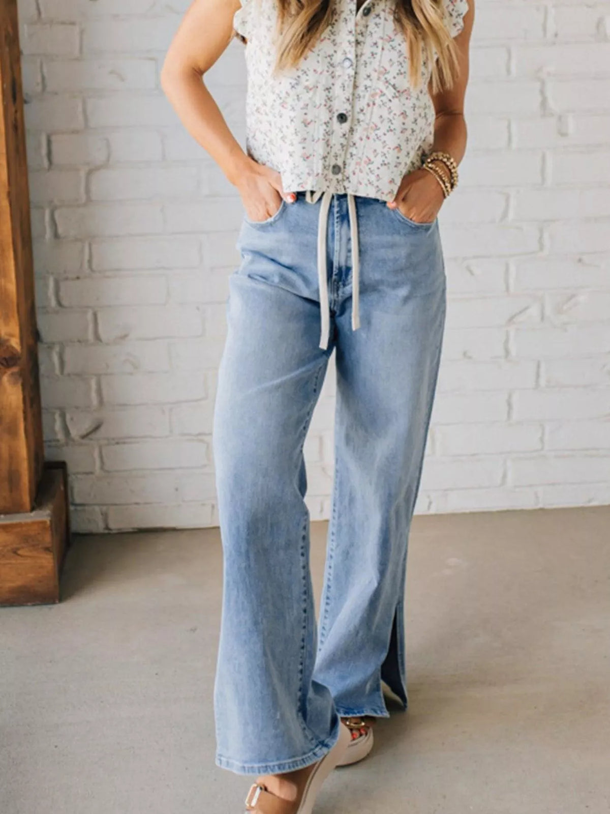 Slit Wide Leg Jeans in Medium Wash