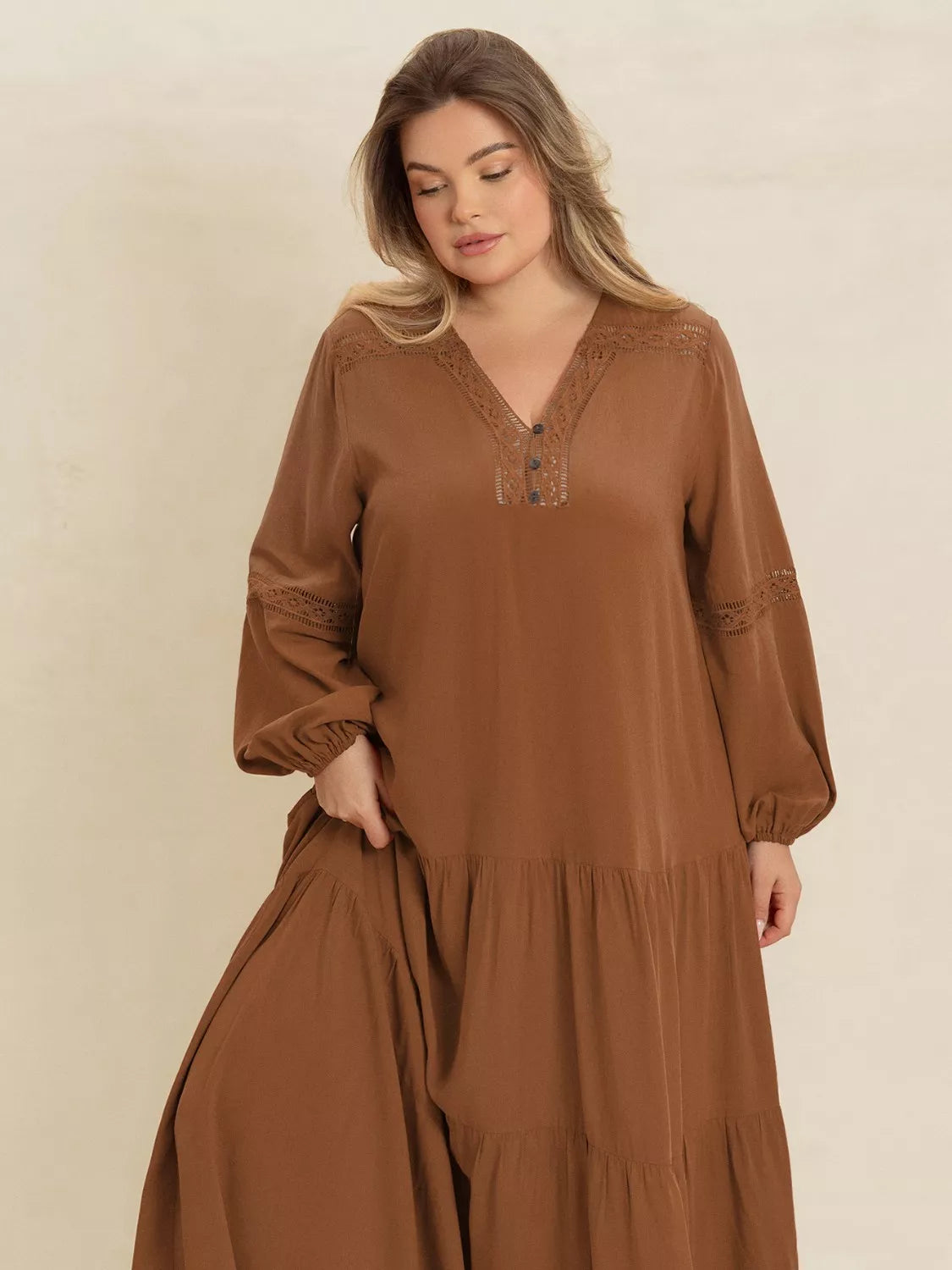 Bohemian Tiered Maxi Dress with Balloon Sleeves