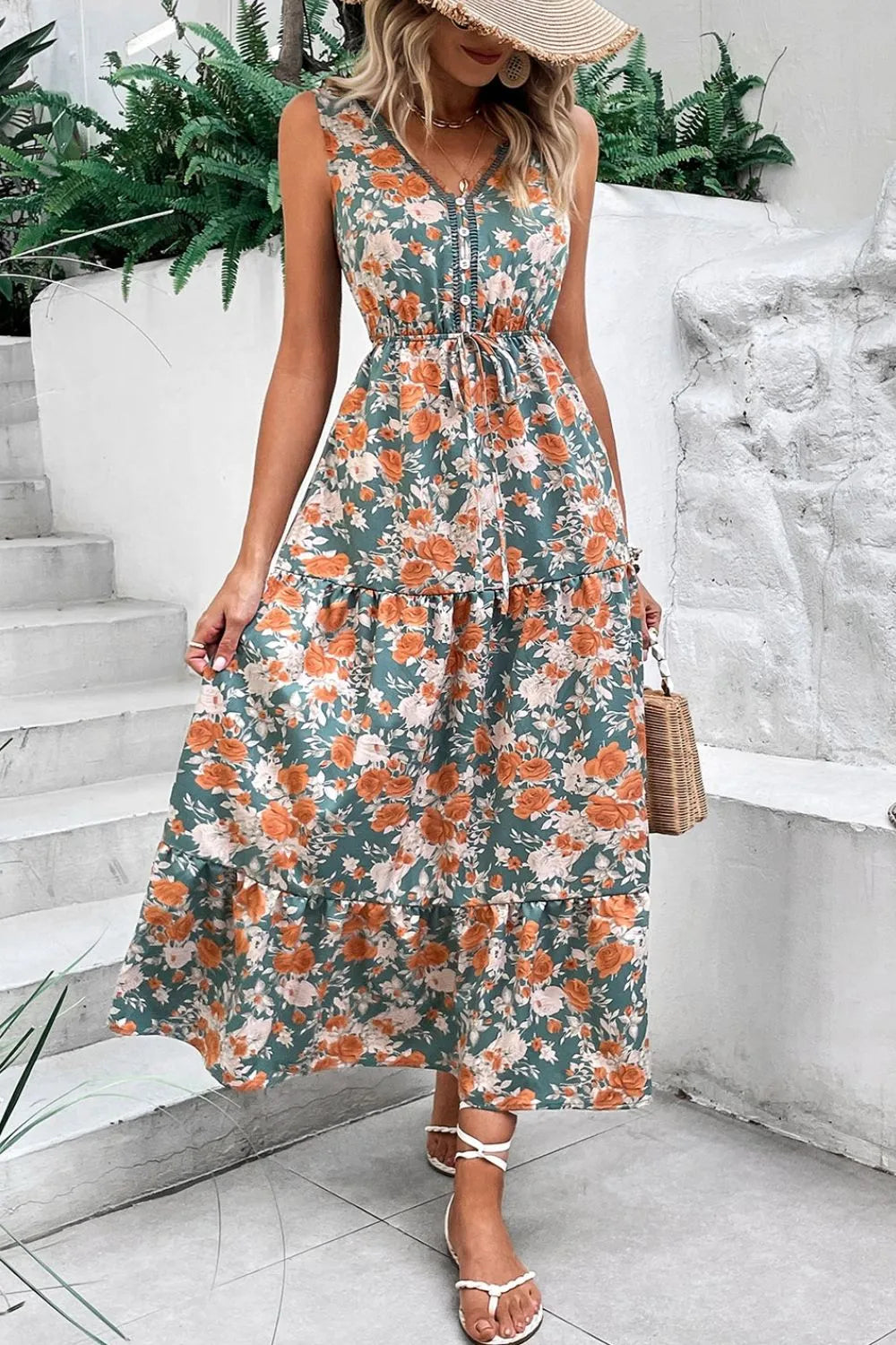 Trimmed V-Neck Tie Waist Dress in Floral