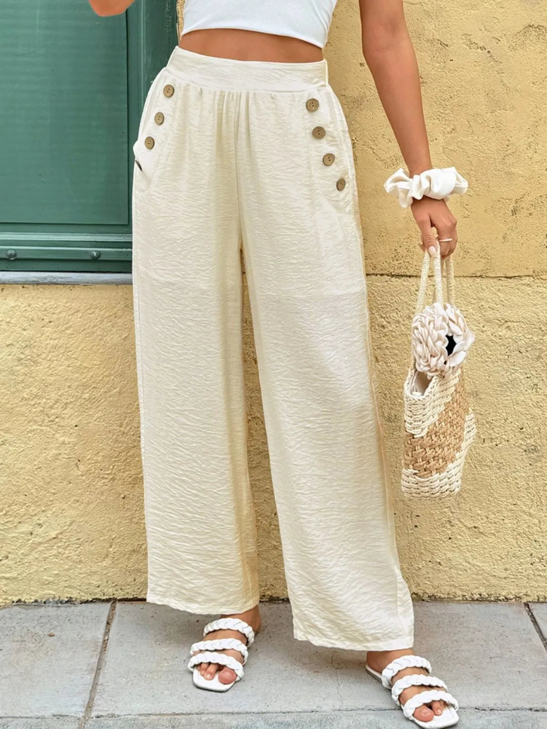 Wide Leg Pants with Pockets in Cream