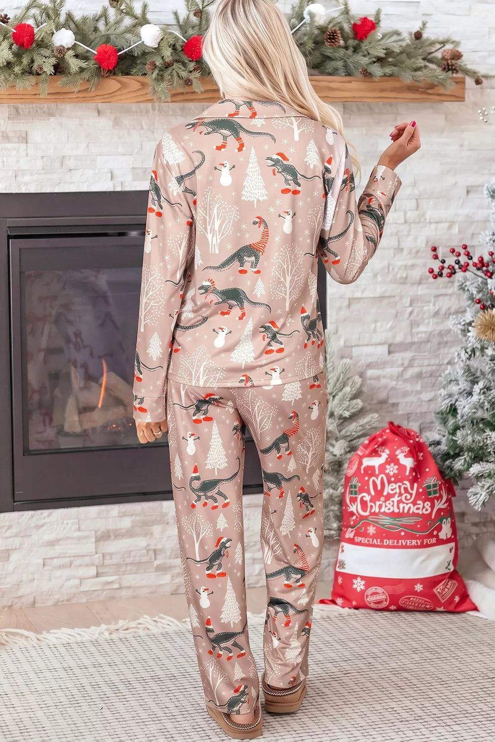 Abstract Print Lounge Set in Dust Storm