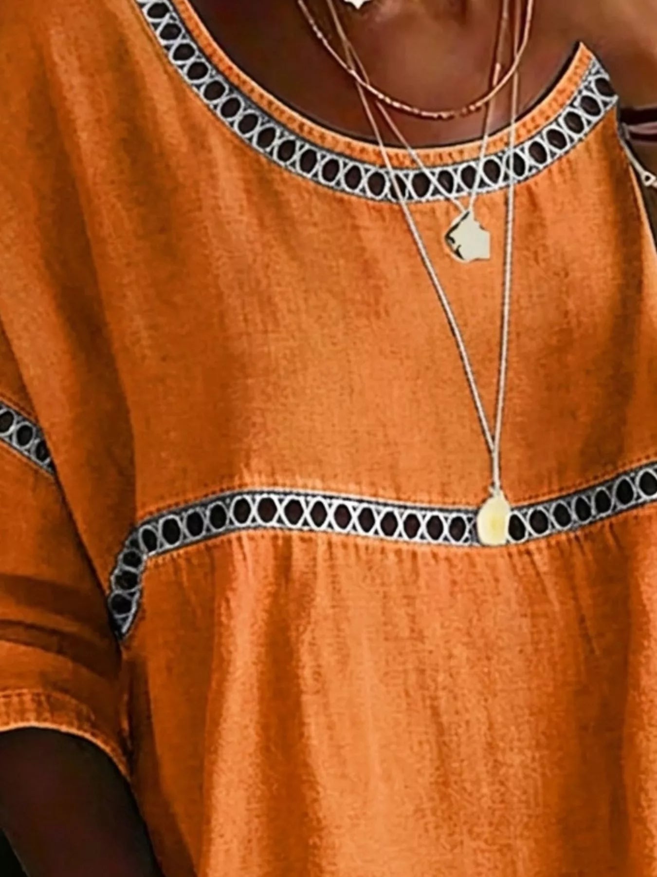 Hollow Out Round Neck Top