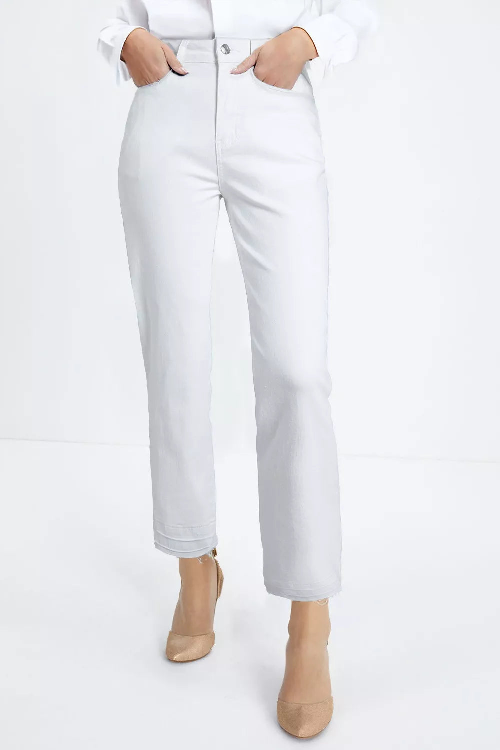 High-Waisted Straight Leg Jeans in White