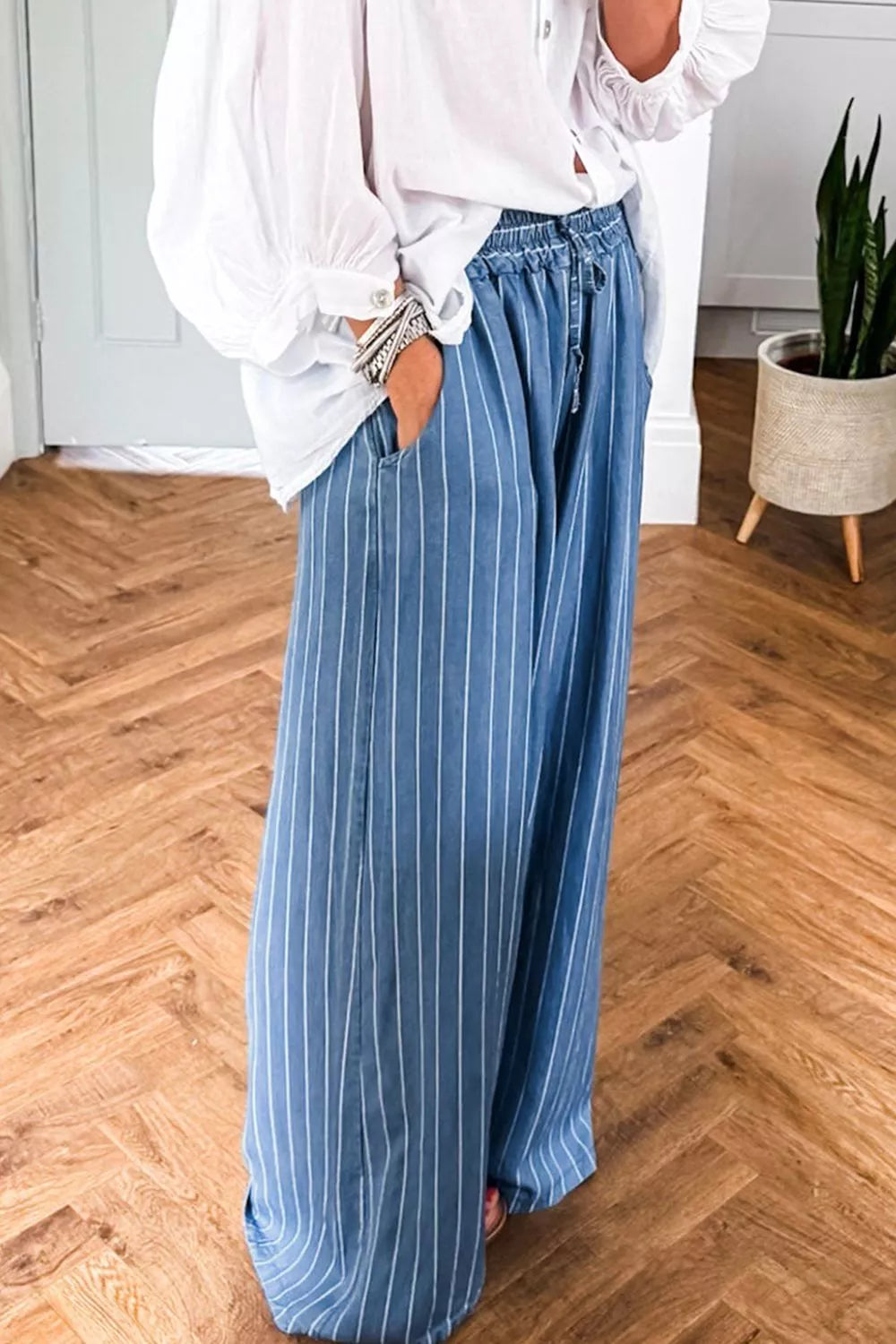 Stripe Chambray Wide Leg Tied Jeans in Medium Wash