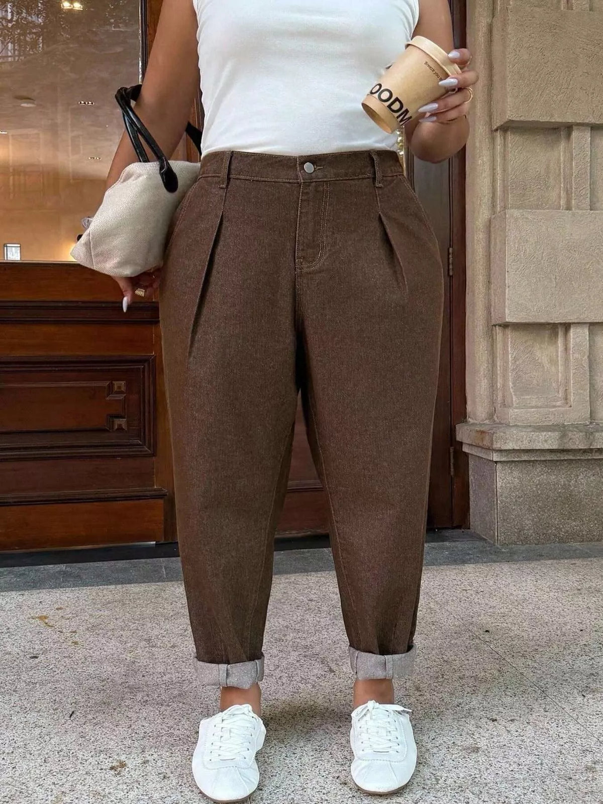 Plus Size Loose Fit Pleated Jeans in Brown