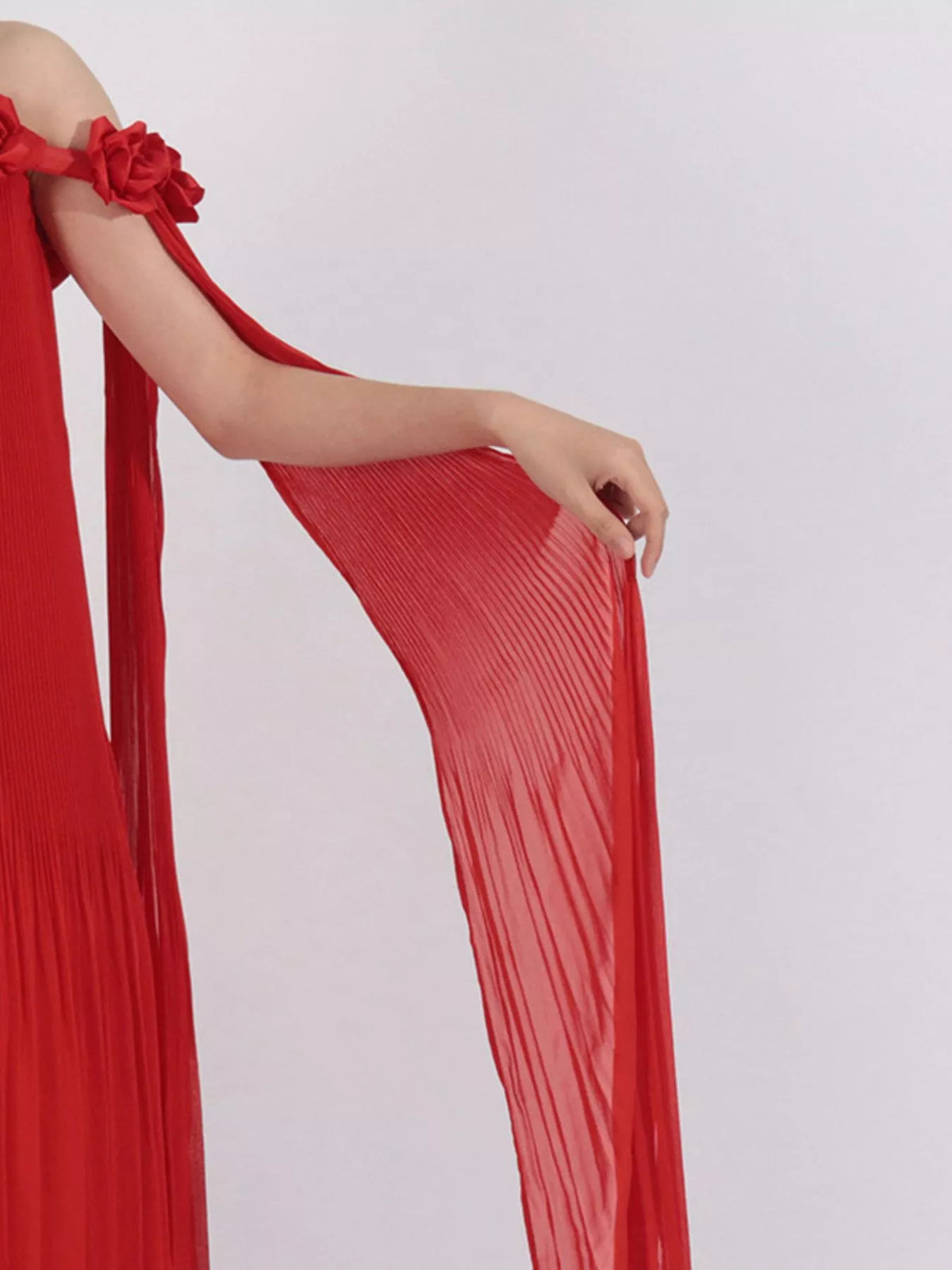 Off-Shoulder Pleated Floral Maxi Dress