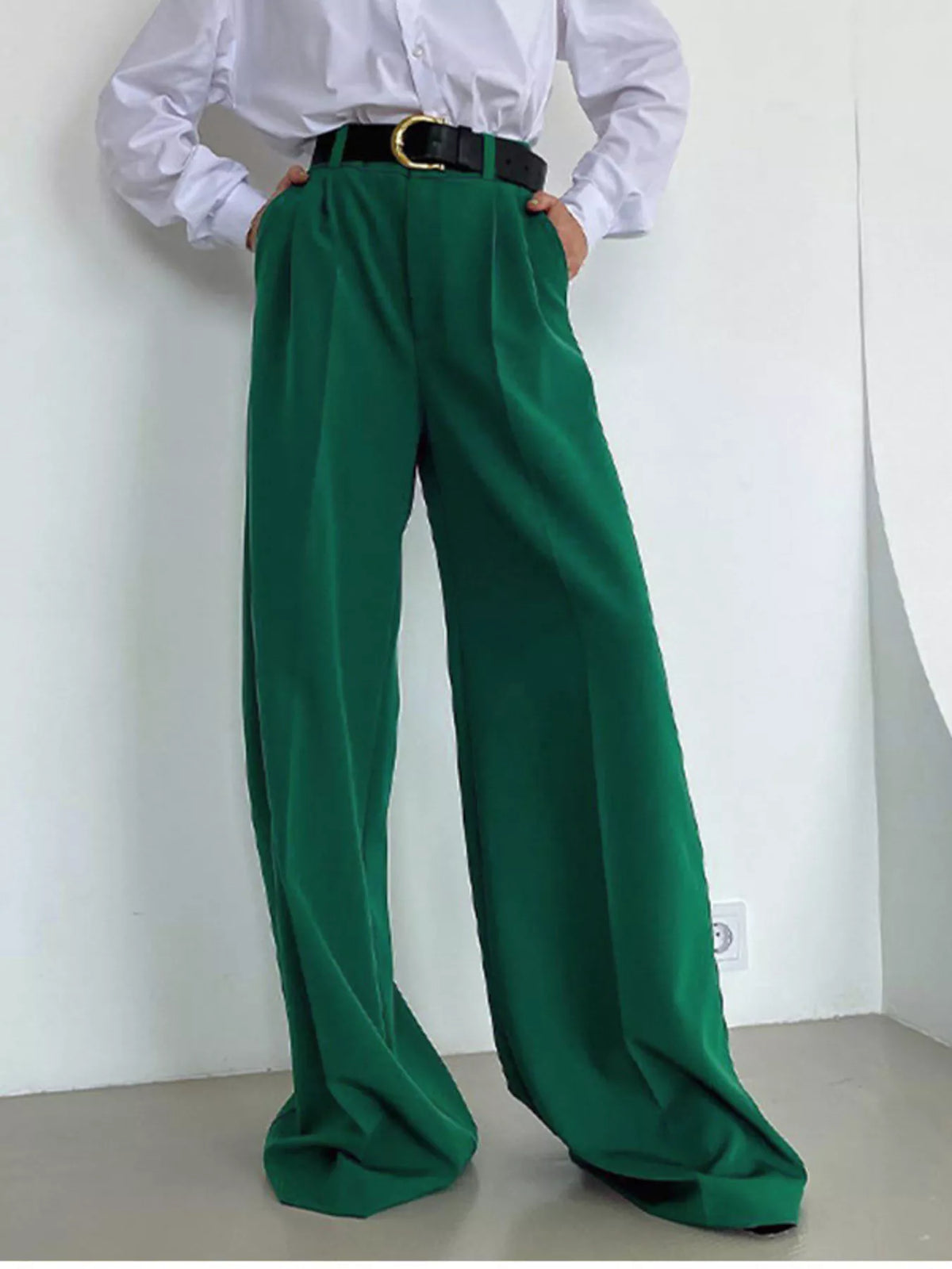 Pleated Wide Leg Pants in Blue