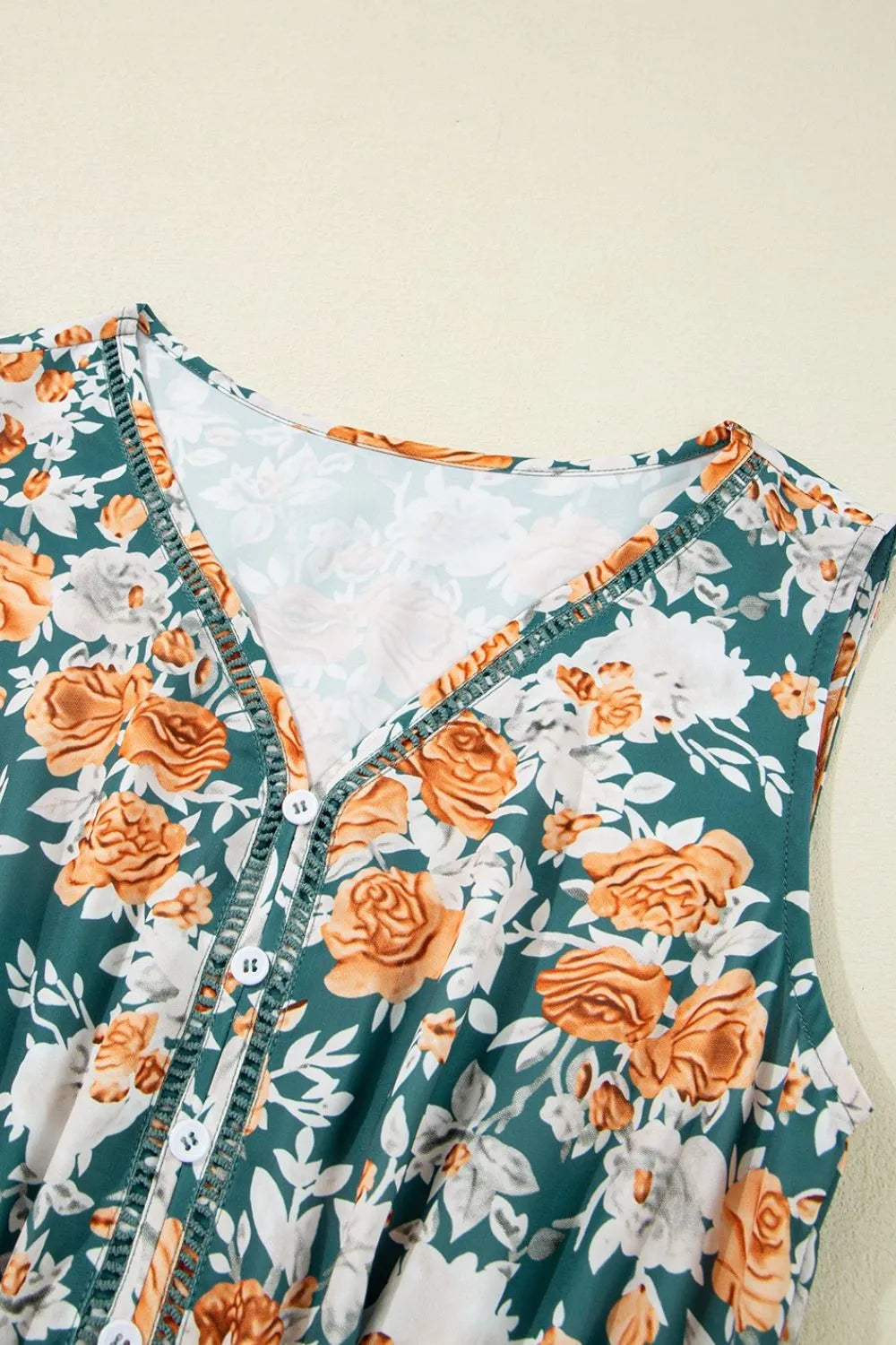 Trimmed V-Neck Tie Waist Dress in Floral