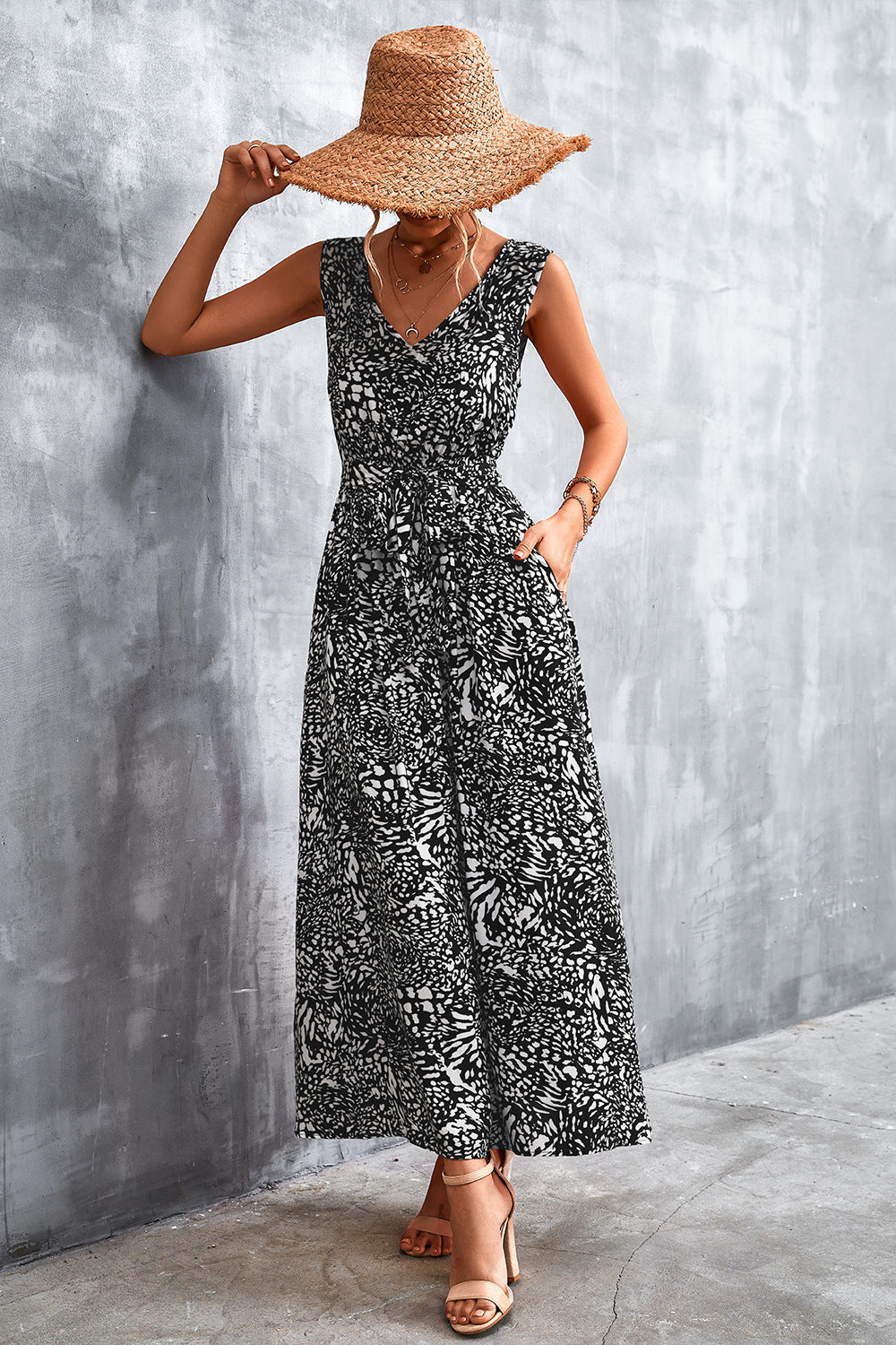 Printed Tie-Waist Maxi Dress with Pockets