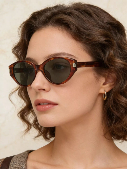 Ilussa Lightweight Cat-Eye Sunglasses
