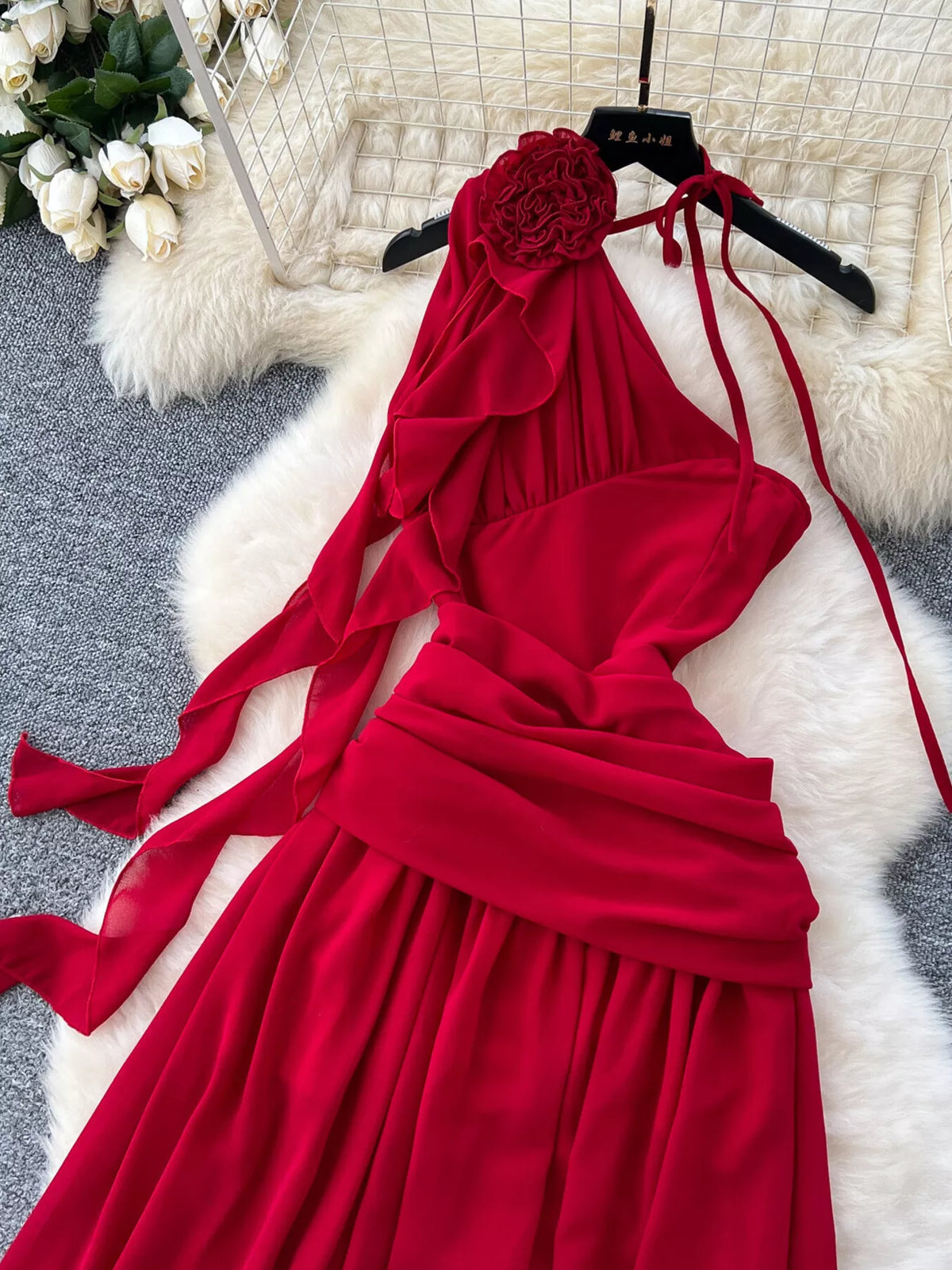 One-Shoulder Floral Dress in Red