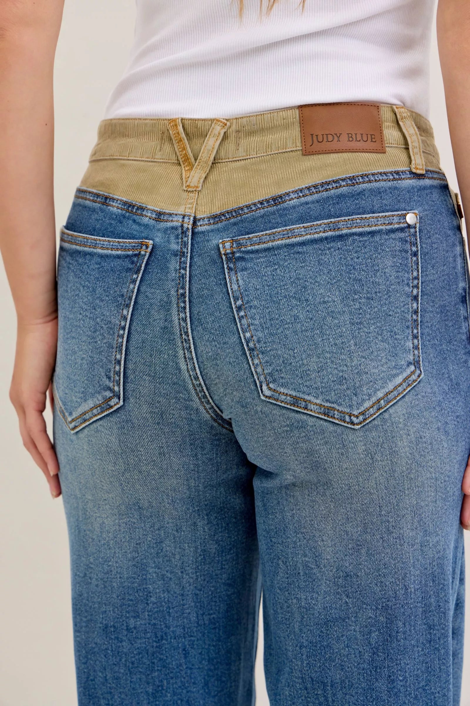 Judy Blue Medium Wash Column Straight Jeans with Corduroy Waist in Md