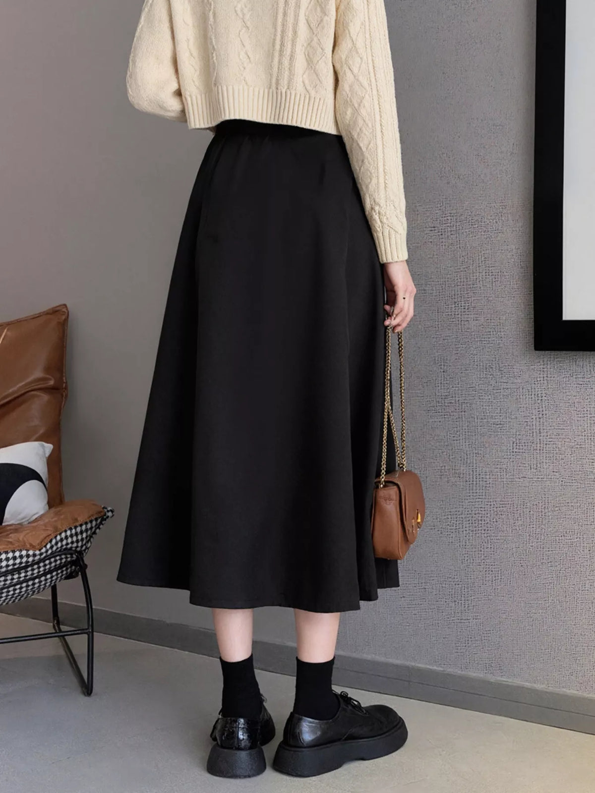 Asymmetrical Hem A-Line Skirt in Black