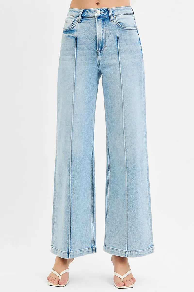 Risen High Waist Wide Leg Pintuck Jeans in Light Wash
