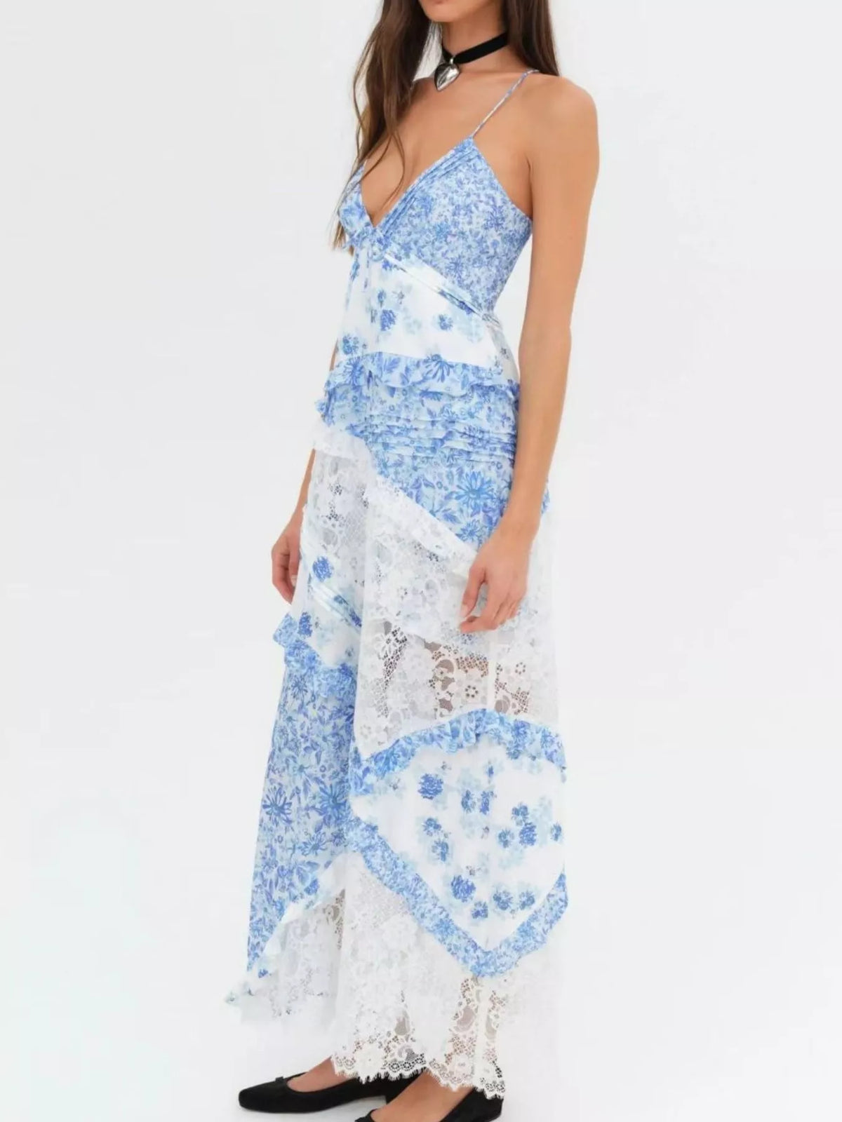Lace Detail Ruffled V-Neck Maxi Dress