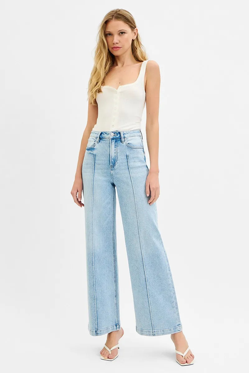Risen High Waist Wide Leg Pintuck Jeans in Light Wash