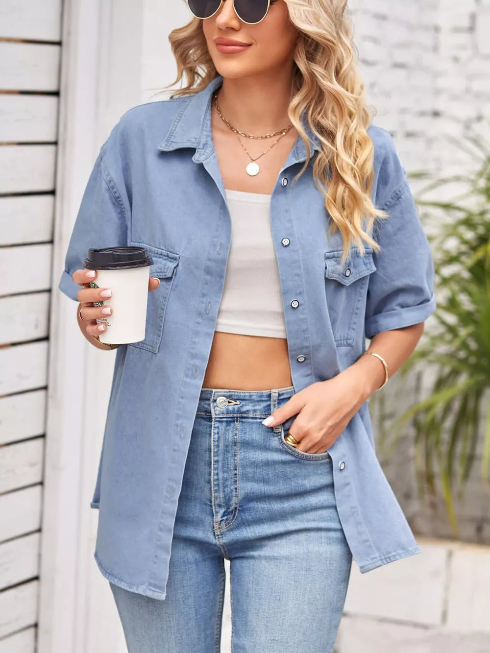 Collared Short-Sleeve Denim Jacket in Light by Manny