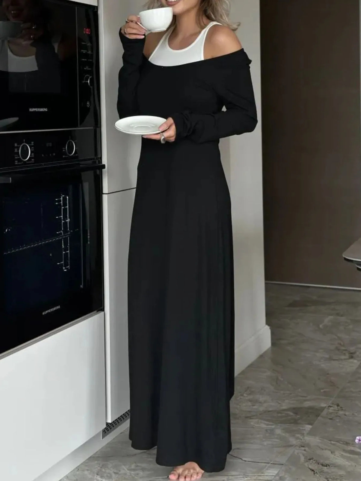 Contrast Long Sleeve Maxi Dress