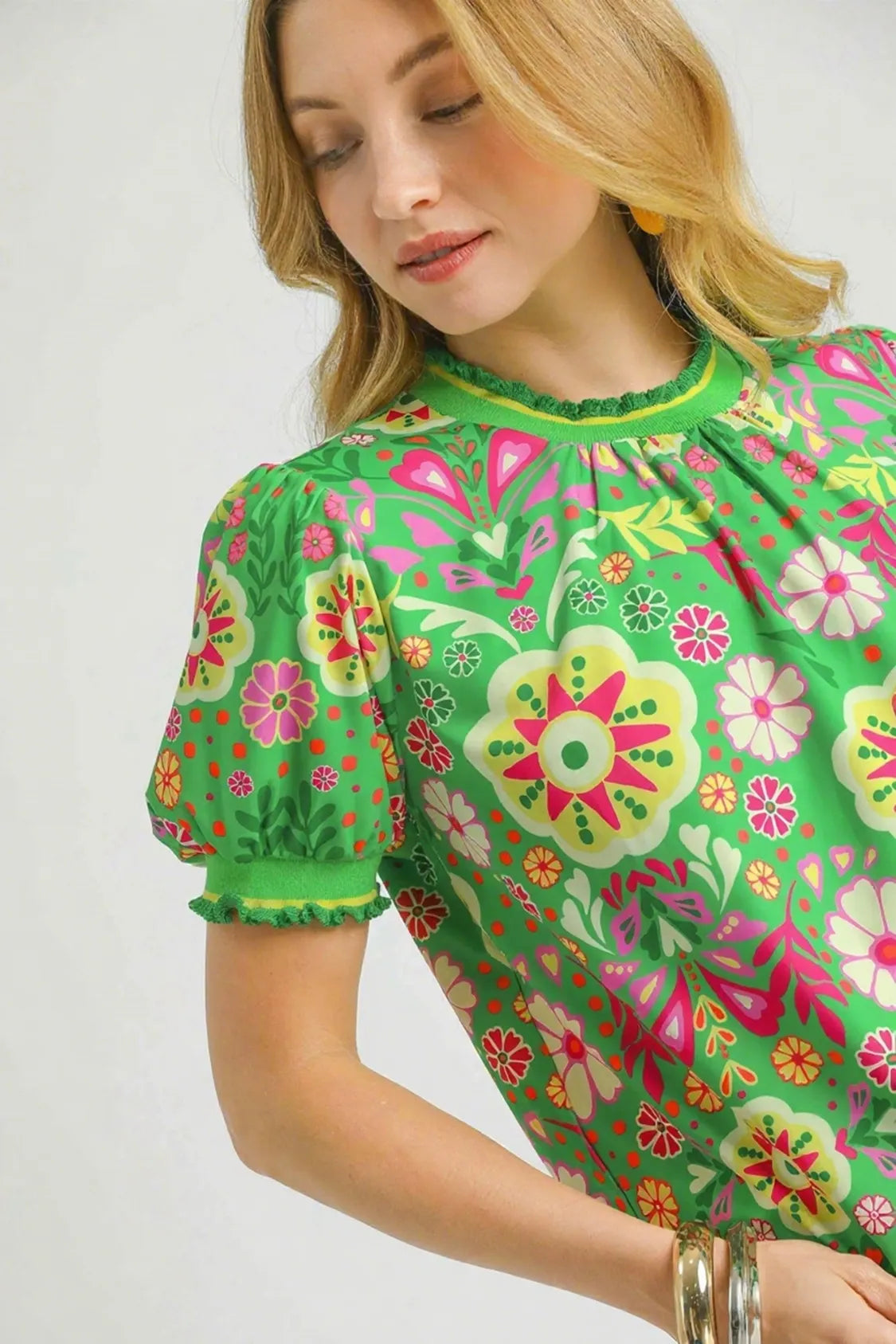 Umgee Retro Floral Puff Sleeve Top in Green Mix
