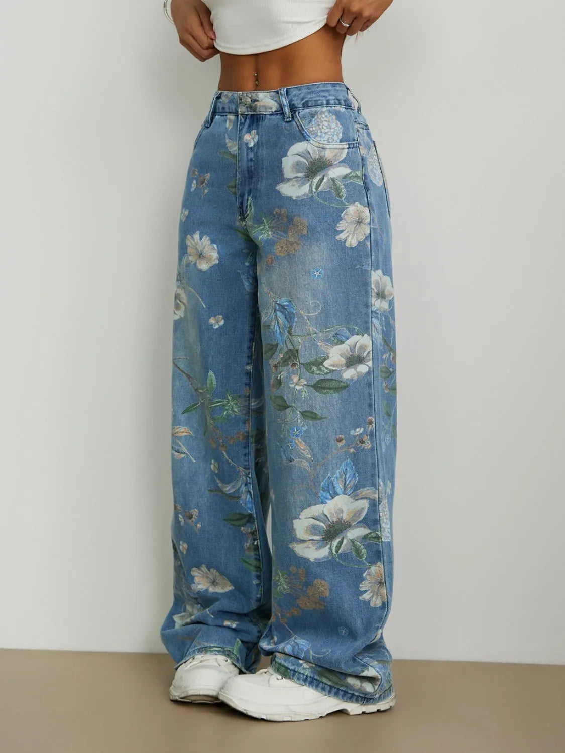Printed Wide Leg Jeans in Light Wash