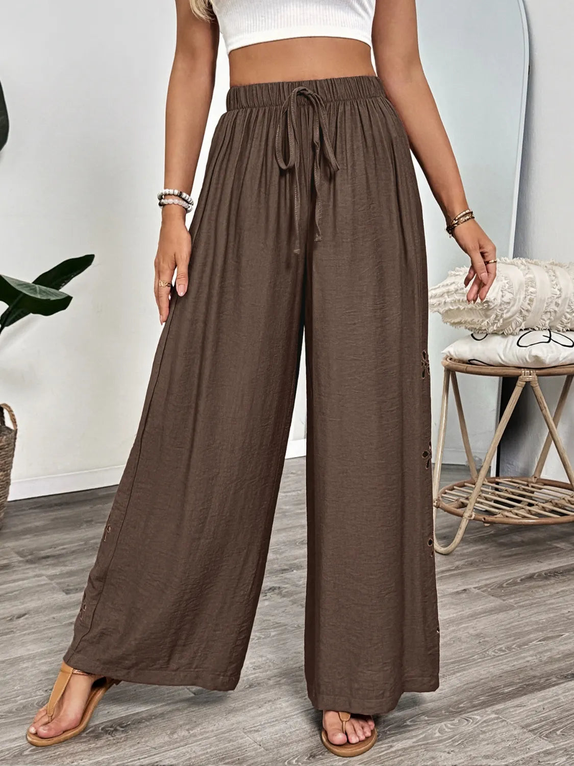 Wide Leg Pants in Dark Brown