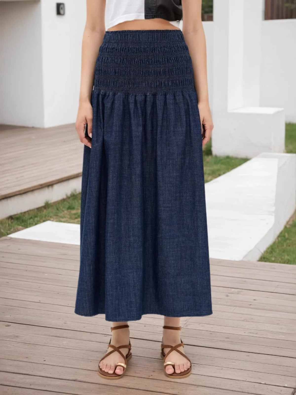 Smocked Elastic-Waist Midi Skirt in Dark Blue