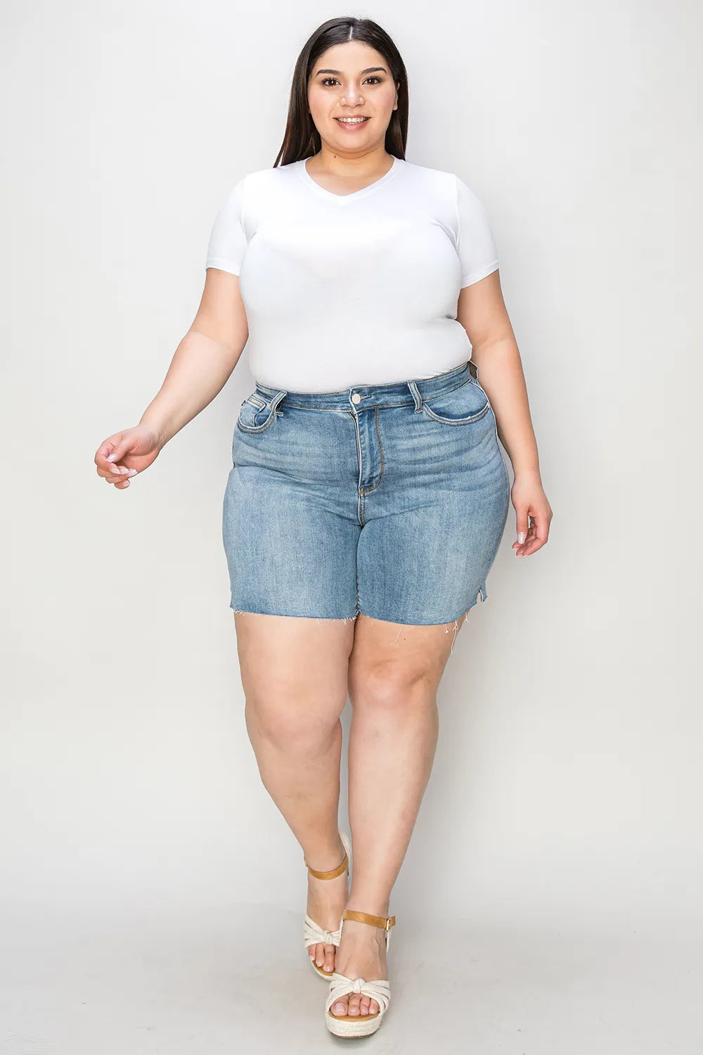 Judy Blue High Waist Raw Hem Shorts in Medium Wash