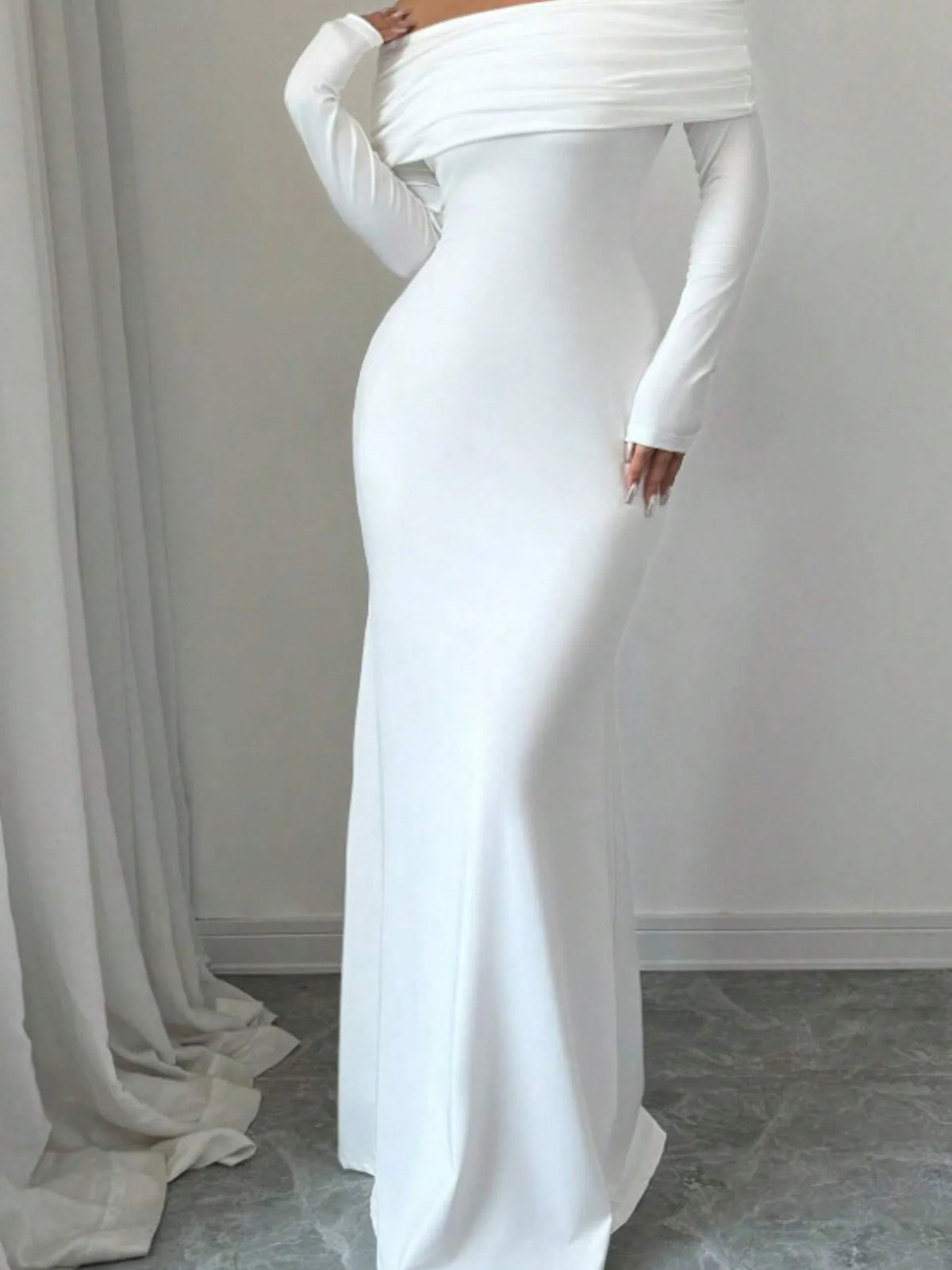 Off-Shoulder Backless Bodycon Maxi Dress