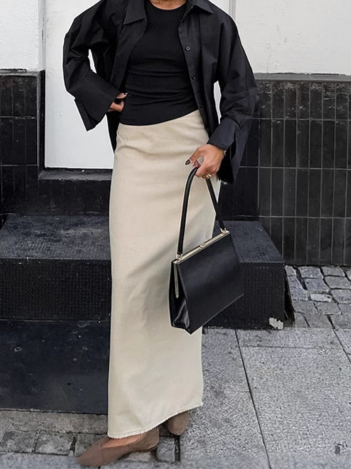 Slit Midi Skirt in Beige