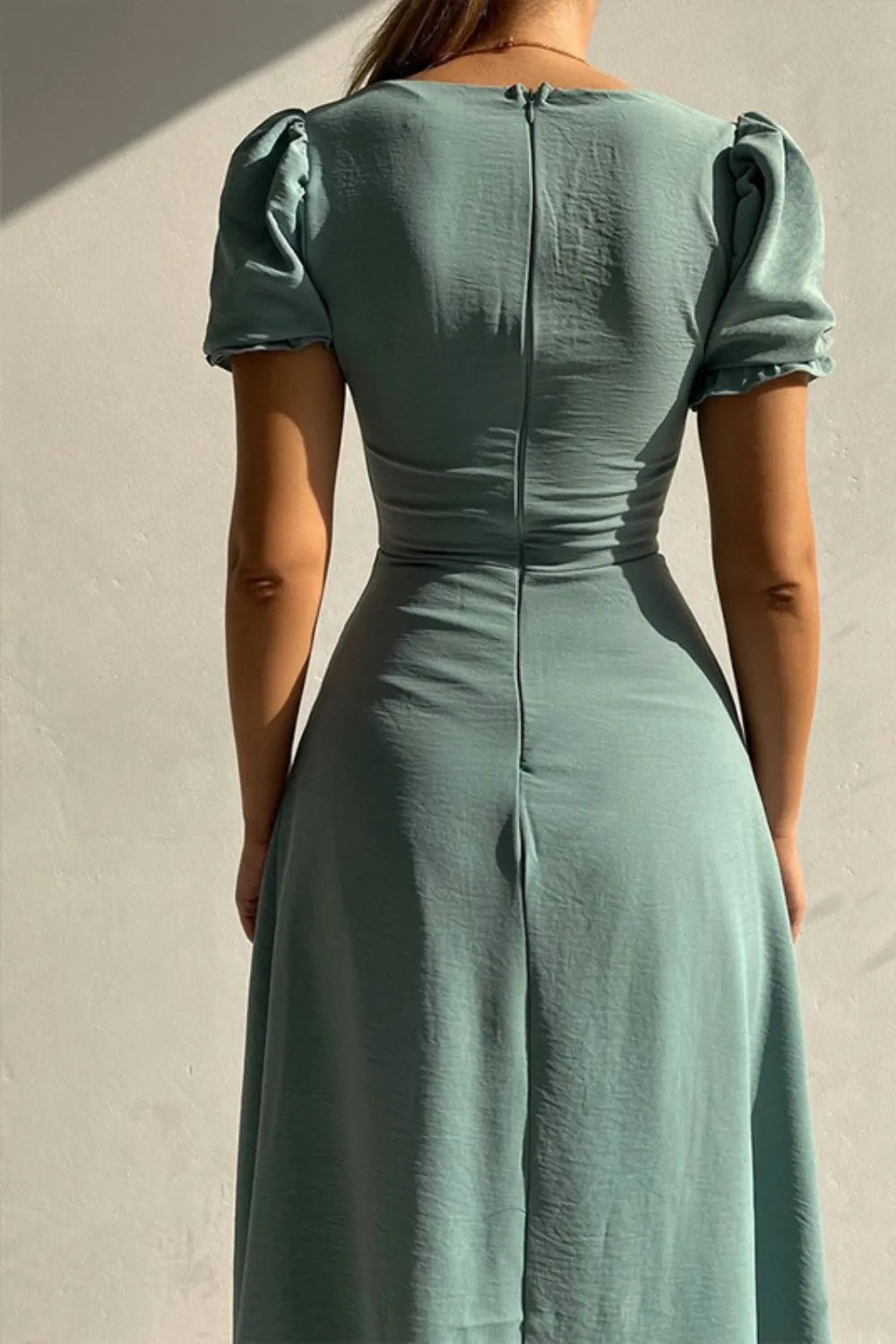 Sweetheart Neckline Short Sleeve Dress