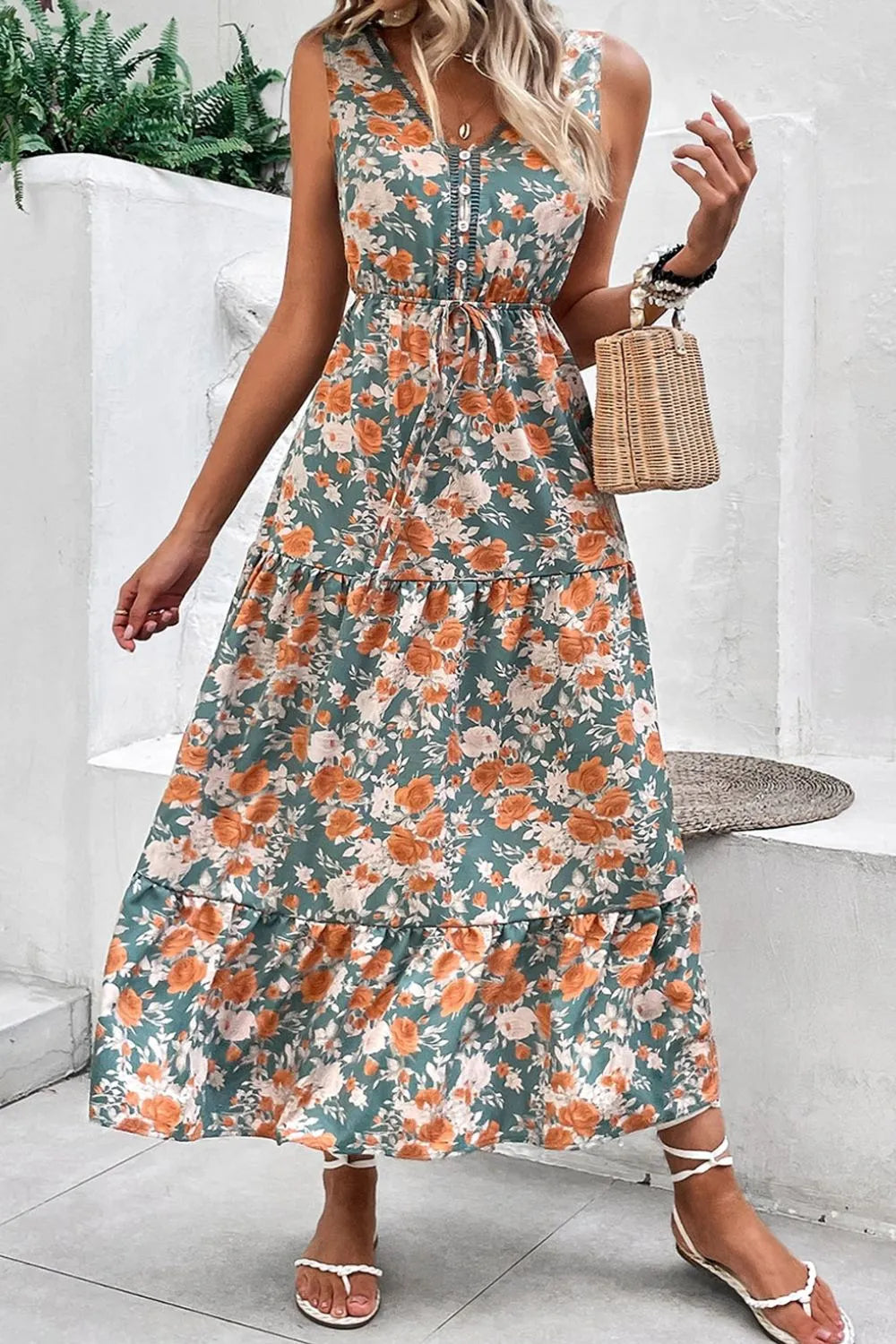Trimmed V-Neck Tie Waist Dress in Floral