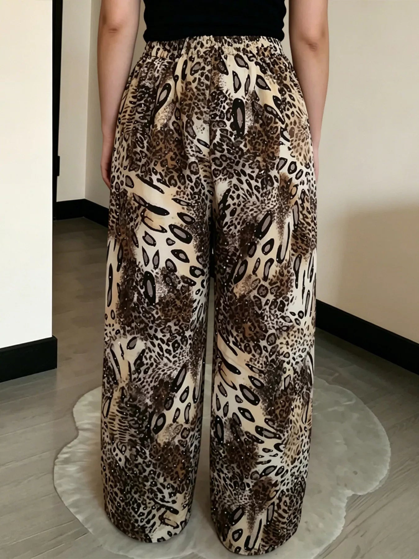 Drawstring Wide-Leg Pants with Pockets