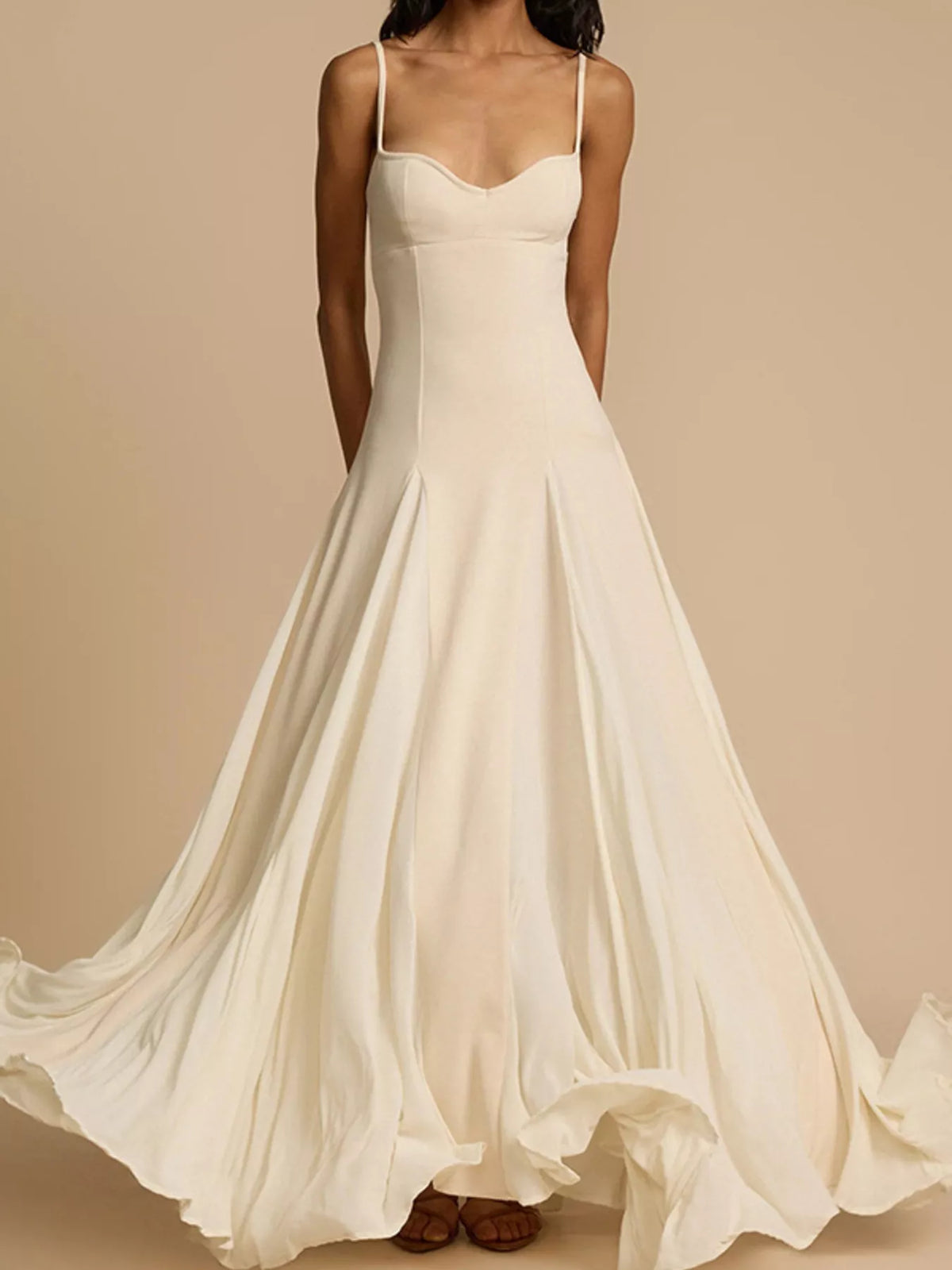 Sweetheart Neck Spaghetti Strap Flowy Maxi Dress in White