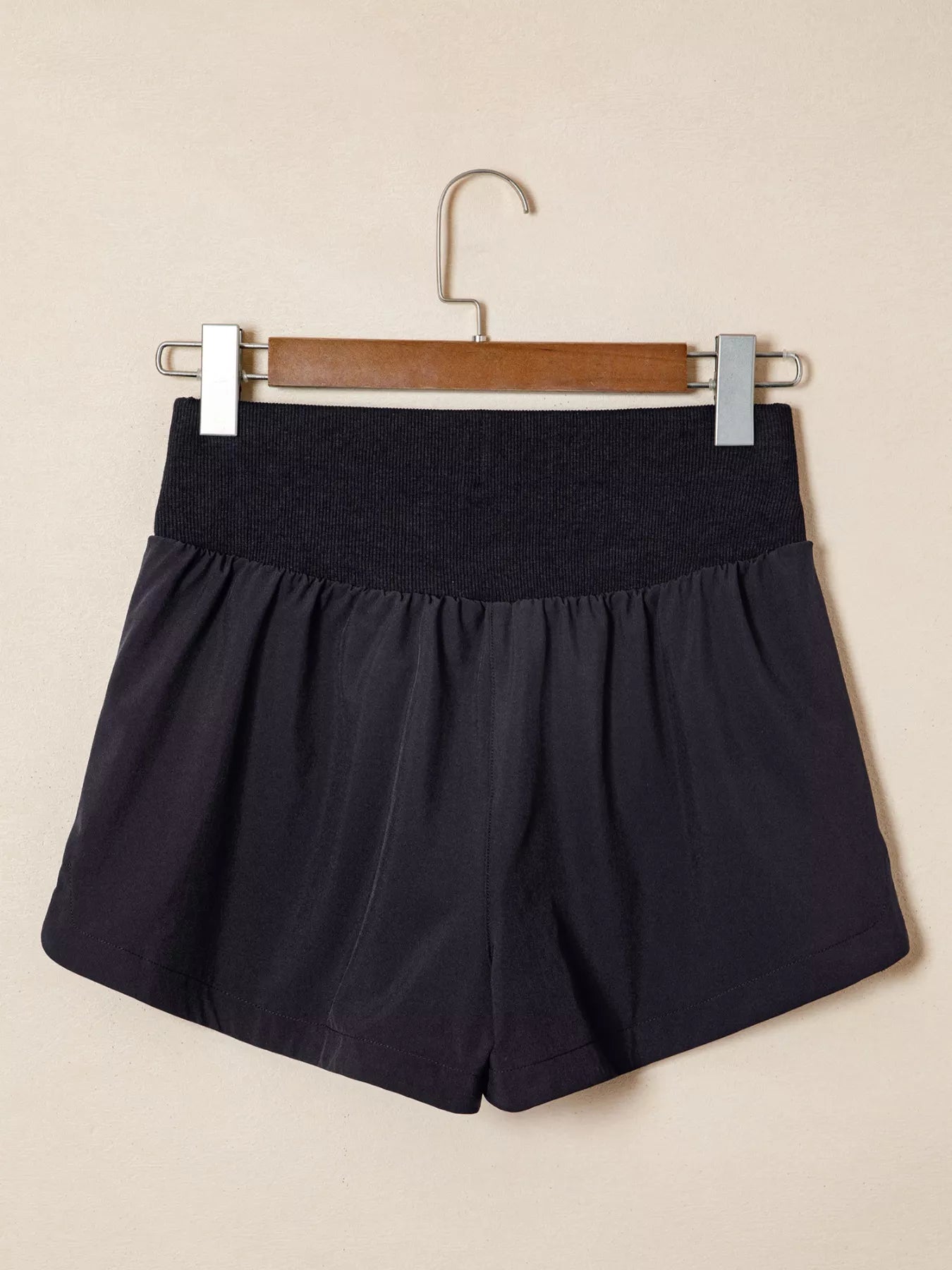 Ribbed Patchwork High-Waist Athletic Shorts in Black