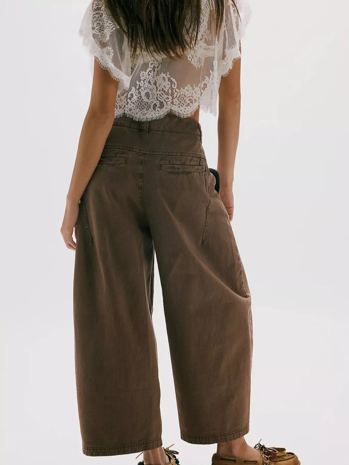 Wide-Leg Cropped Jeans with Pockets