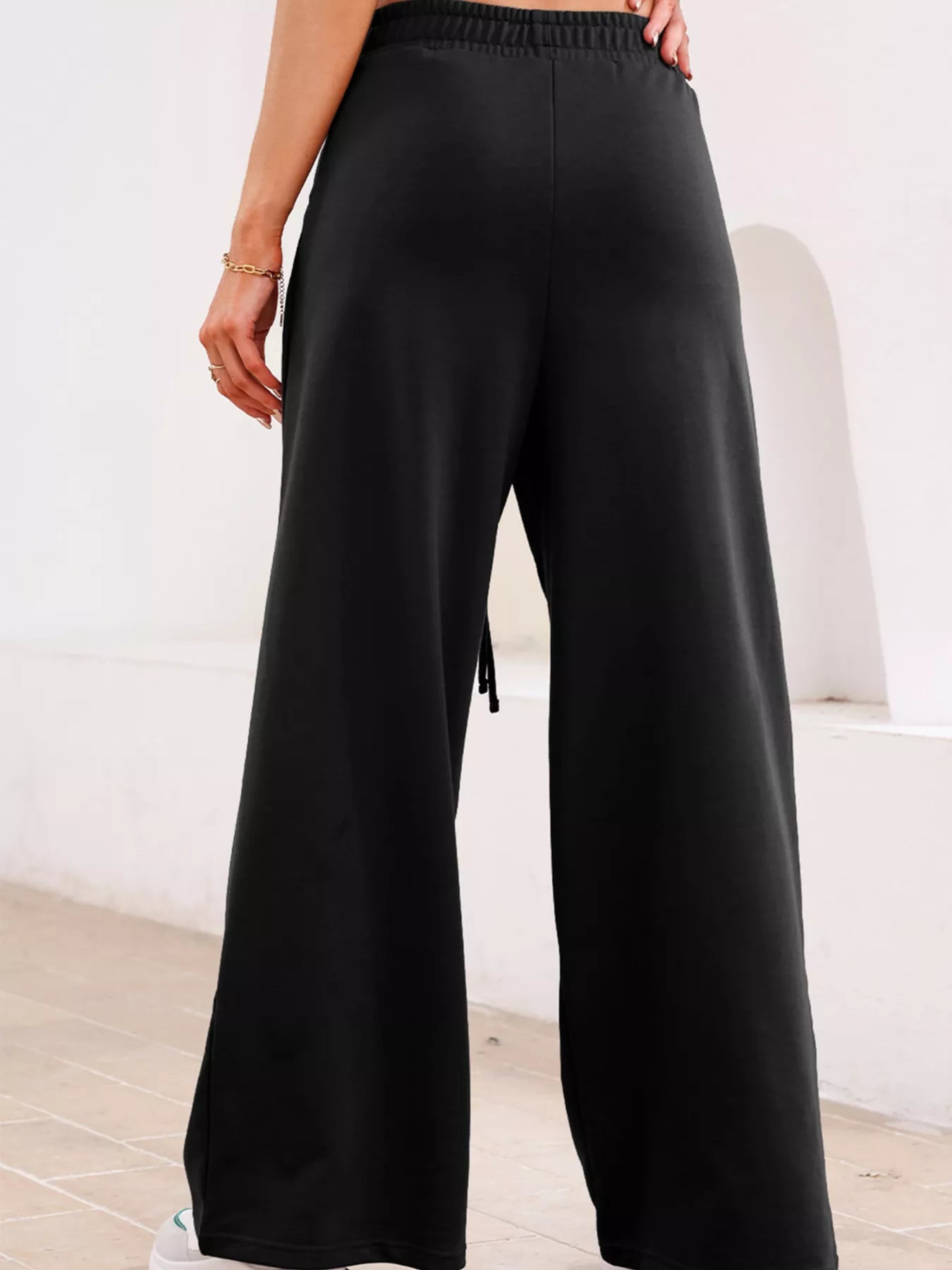 High-Waist Pleated Sweatpants in Black